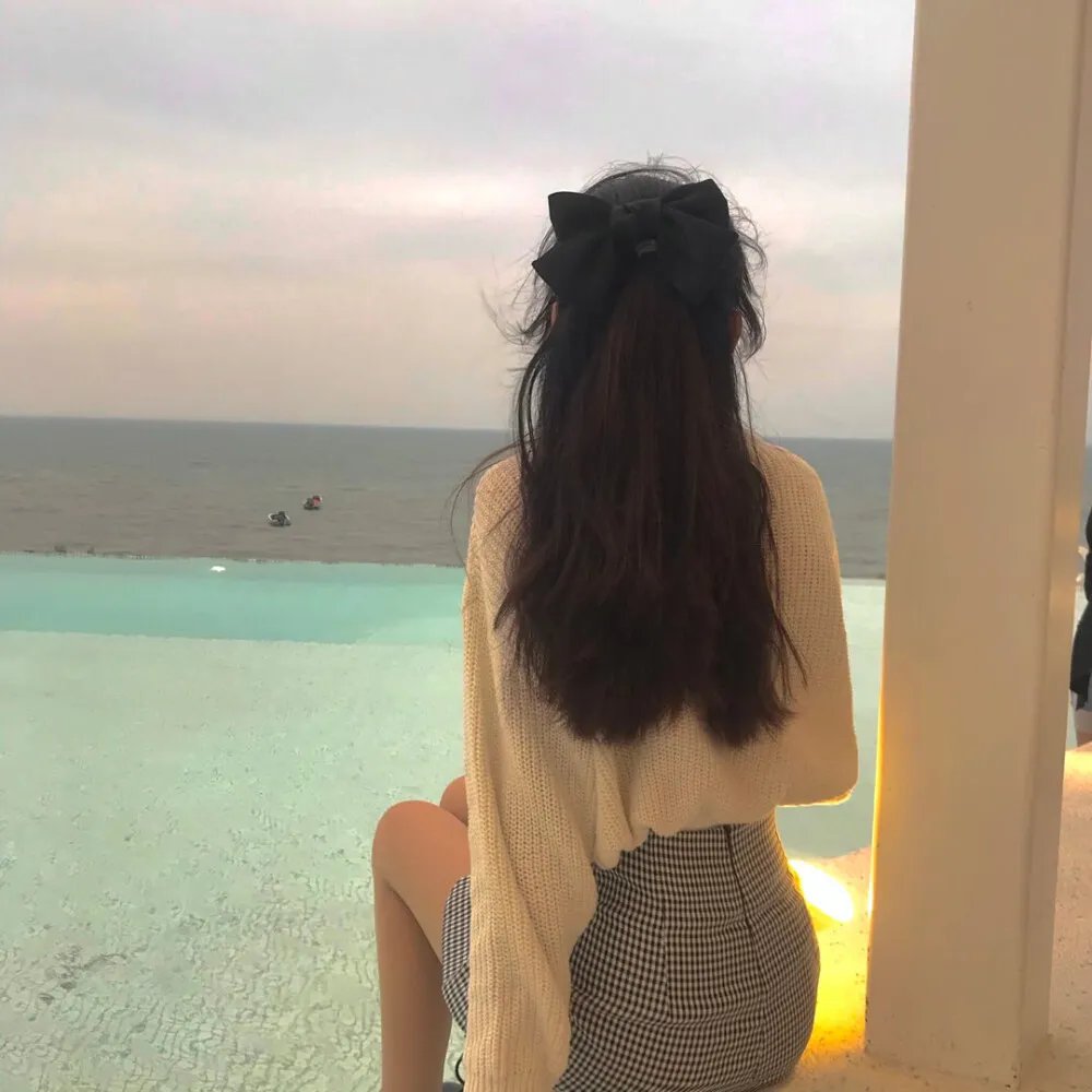 她来自蔚蓝深处